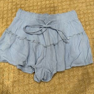 American Eagle flowy shorts